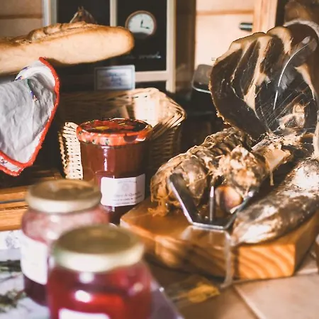 לינה וארוחת בוקר Chez Fred Et Cecile 3*