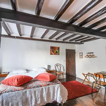 Chez Fred Et Cecile Bed & Breakfast