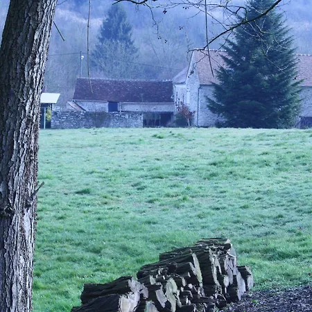 Chez Fred Et Cecile לינה וארוחת בוקר 3*