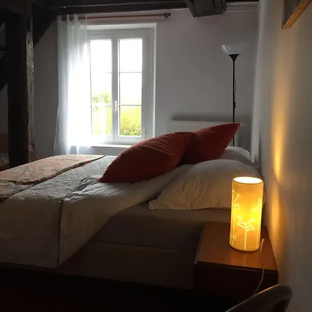 Chez Fred Et Cecile לינה וארוחת בוקר 3*