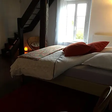 Chez Fred Et Cecile Bed & Breakfast 3*